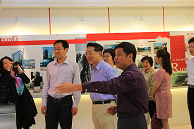 上海理工大學(xué)虹潤院士專家工作站成立座談會在虹潤召開